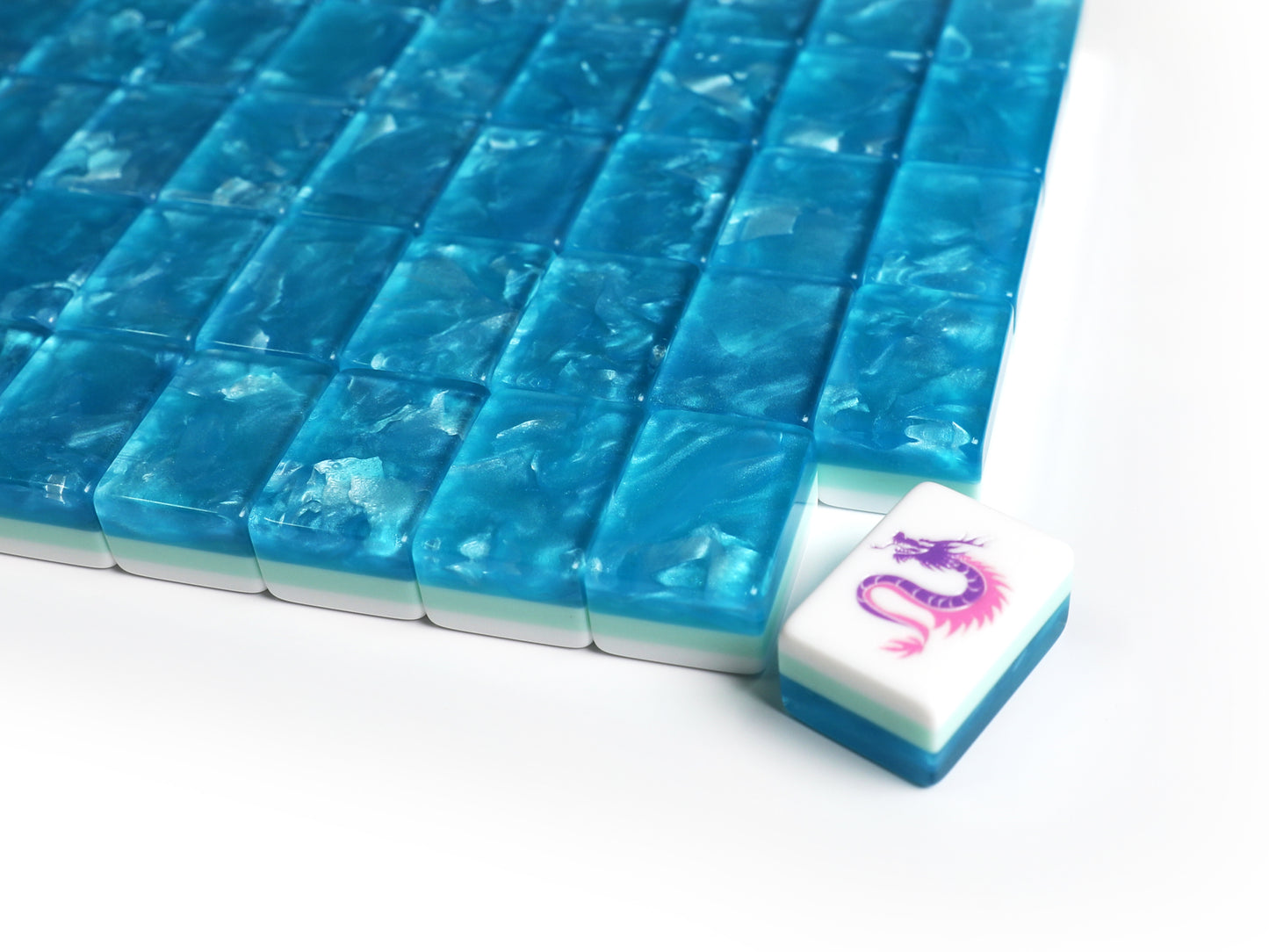 Original Design Ice Blue Tri-Layer Resin American Mahjong Set, 160 Pcs 32mm Mah Jong Tiles for Family Game Night