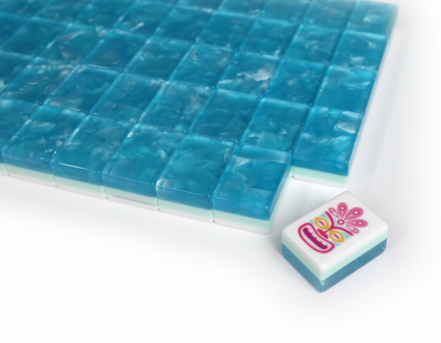 New Original Tropical Hawaiian American Mahjong Set 160 Pieces 32mm Blue Swirl Resin Mahjong Tiles, Flamingo Ocean Beach Pattern Mah Jongg Game Set for Indoor Gathering