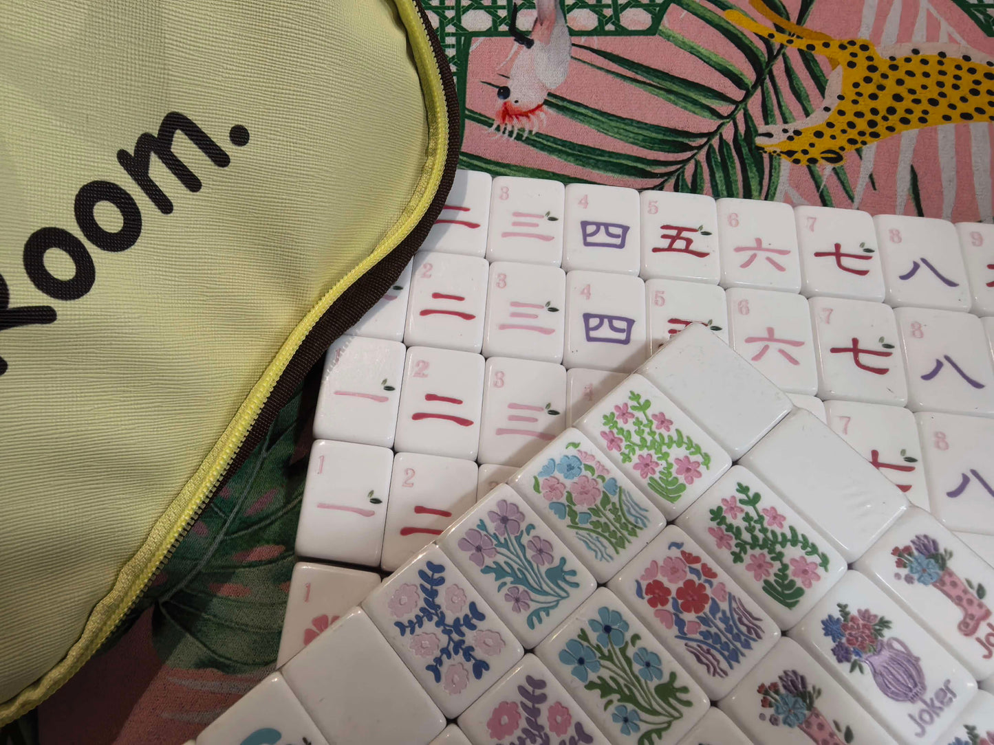 Sweet Pastel Pink American Mahjong Set 32 Inch | 4-Layer Durable Tiles Cheerful Floral Artwork, US Warehouse In Stock Only 6 Units Left, Perfect Gift For Mahjong Lovers