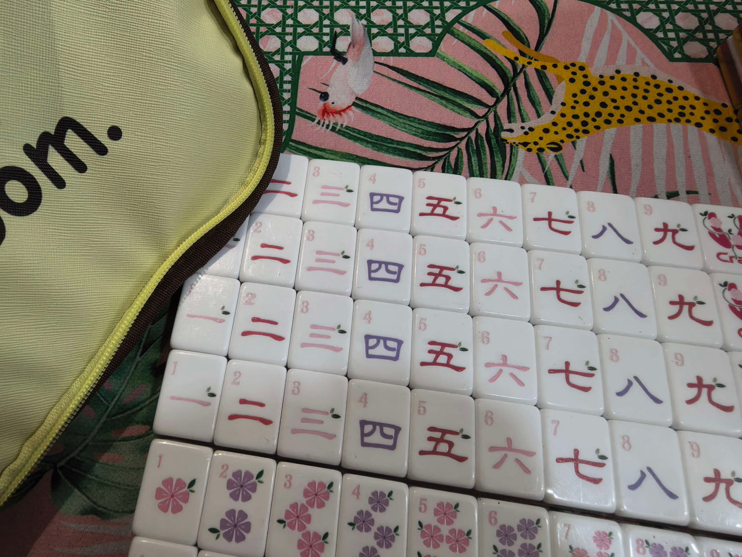 Sweet Pastel Pink American Mahjong Set 32 Inch | 4-Layer Durable Tiles Cheerful Floral Artwork, US Warehouse In Stock Only 6 Units Left, Perfect Gift For Mahjong Lovers